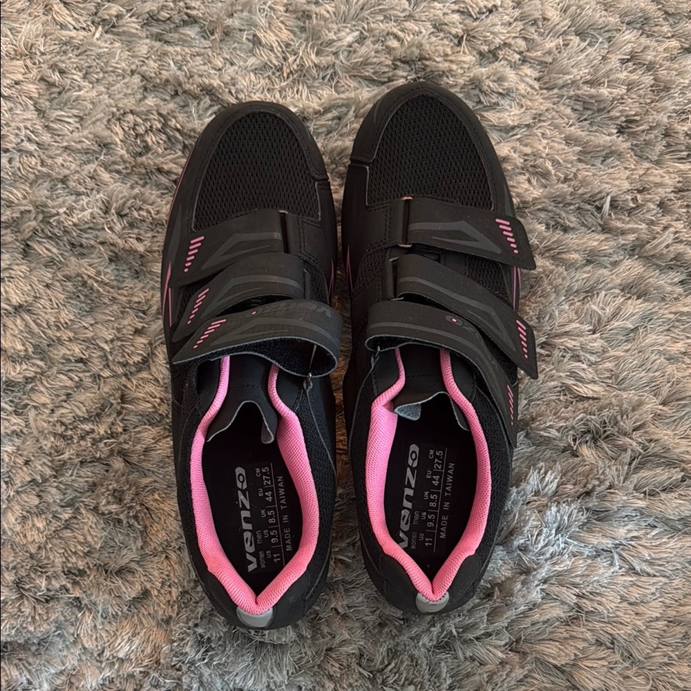 Venzo Black and Pink Cycling Shoes